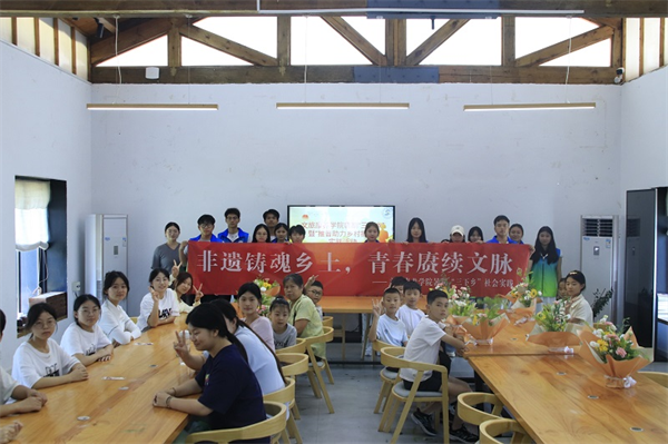重庆财经职业学院学子“三下乡”走进荣昌_fororder_图片1
