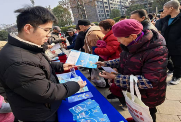 民生银行重庆分行：金融为民守权益 数智暖心惠万家