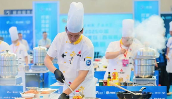 重庆垫江石磨豆花传承人李涛：传承匠心 豆花飘香_fororder_微信图片_20250515141405