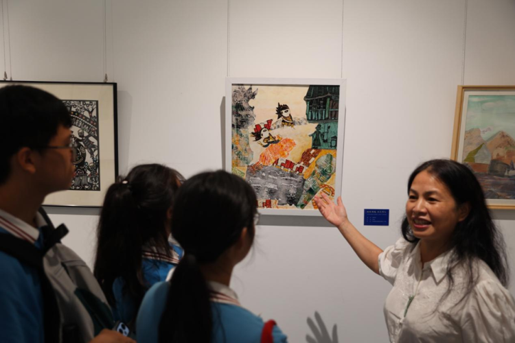 重庆彭水300余件师生作品展现“苗乡艺韵”_fororder_图片3