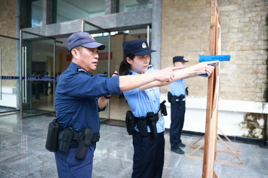 重庆涪陵警营“筑梦人”：“以教为刃”护平安_fororder_微信图片_20250910125230