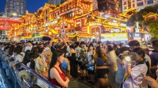 图集｜热上加热！重庆高温难挡游客热情