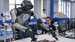第十一届“创客中国”智能仿生机器人中小企业创新创业大赛决赛在渝开赛