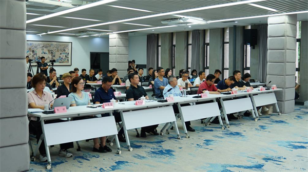“西部大开发”主题油画创作人才培训在四川美术学院开班_fororder_图片2