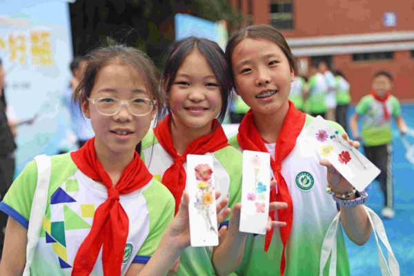 重庆彭水举行六五环境日主题活动_fororder_图片2