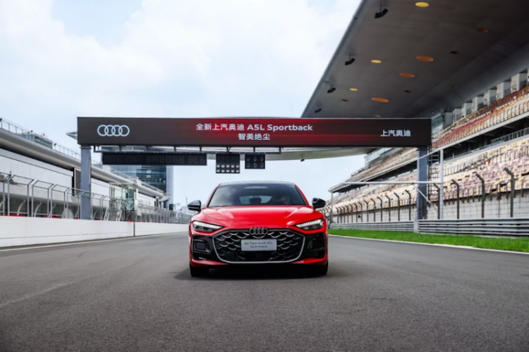 豪华智慧性能轿车 全新上汽奥迪A5L Sportback正式上市  位置：焦点图+移动端图_fororder_【1】豪华智慧性能轿车 全新上汽奥迪A5L Sportback正式上市414的副本