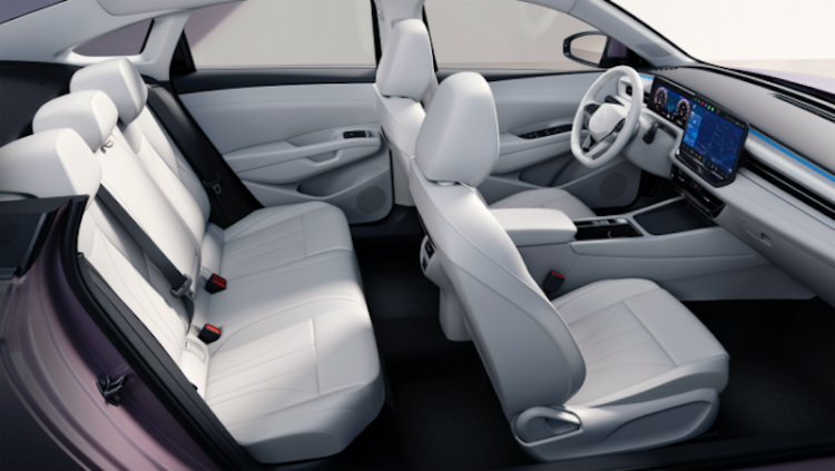 第650万辆朗逸车型荣耀下线！朗逸 Pro首次亮相解锁国民家轿新标杆  位置：资讯_fororder_【2】第650万辆朗逸车型荣耀下线！朗逸 Pro首次亮相解锁国民家轿新标杆953