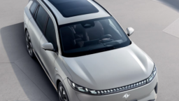 2026款东风奕派 eπ008适合家庭出游的SUV