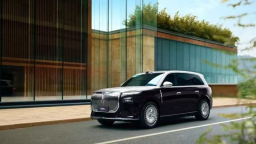 世界十佳双重认证 岚图泰山以顶尖混动技术引领中国豪华品牌“争峰”新时代