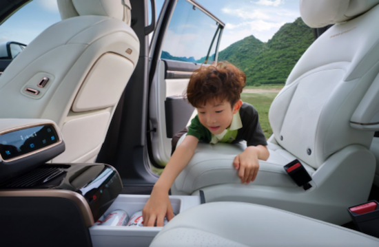 20万内家用大六座SUV：东风eπ008全面解析_fororder_【2】20万内家用大六座SUV：东风eπ008全面解析898
