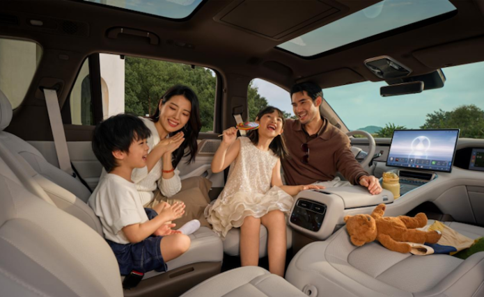 重塑家庭豪华SUV新标准 腾势N8L上市  位置：焦点图+移动端图