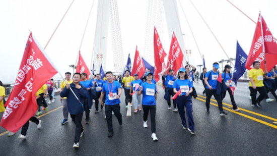 登场皆英雄 江铃·福特烈马2024年南昌马拉松燃情开赛