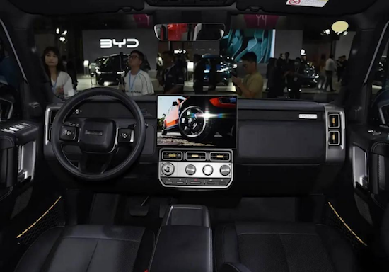 iCAR V23发布复古套件售价  位置：资讯_fororder_【9】iCAR V23发布复古套件售价142