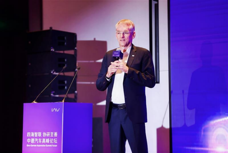 2025中德汽车技术发展高峰论坛在沪举办  位置：资讯_fororder_【8】2025中德汽车技术发展高峰论坛在沪举办576