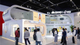 AI选车升级覆盖“选买卖用玩”全环节 懂车帝AI小懂北京车展首发亮相
