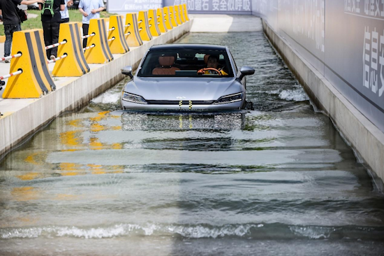 破局高端市场 奇瑞首款C级智慧新旗舰正式命名风云A9L 位置：资讯+移动端资讯_fororder_【2】破局高端市场 奇瑞首款C级智慧新旗舰正式命名风云A9L806