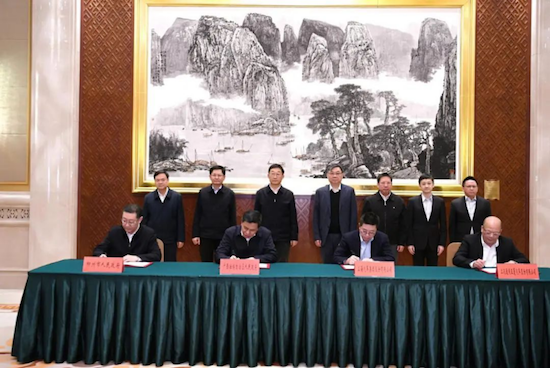 【资讯】因地制宜发展新质生产力 上汽通用五菱获评全国工信系统先进集体_fororder_【4】因地制宜发展新质生产力 上汽通用五菱获评全国工信系统先进集体391