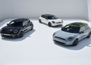 两大经典英伦符号再携手 MINI PAUL SMITH 设计师款全球首秀  位置：资讯