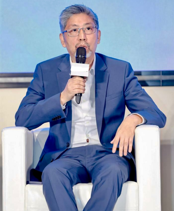 米其林大中华区副总裁吴俊毅：进博会为米其林打开了一扇“连结之门” 位置：人物_fororder_【1】米其林大中华区副总裁吴俊毅：进博会为米其林打开了一扇“连结之门”805