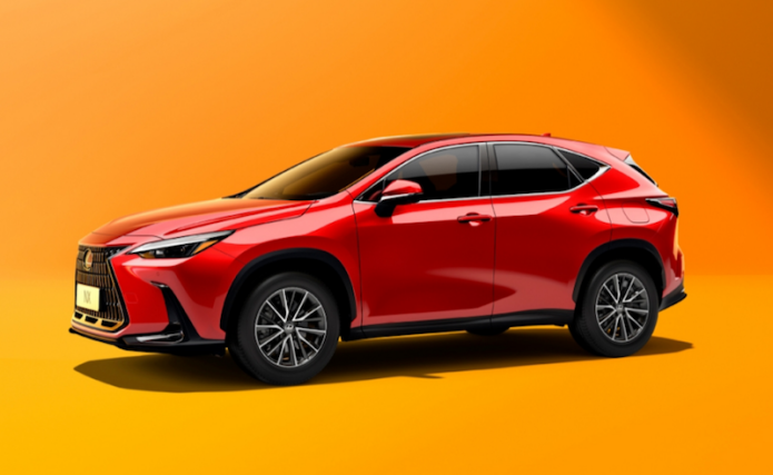 LEXUS雷克萨斯中型豪华SUV新NX焕新上市 位置：焦点图+移动端图