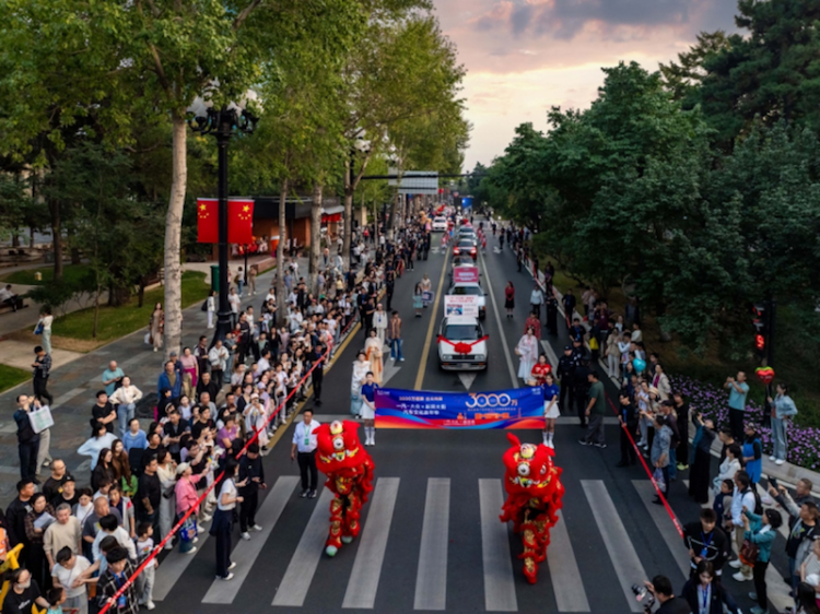 一汽-大众X新民大街 首届汽车文化嘉年华盛大启幕  位置：资讯_fororder_【5】一汽-大众X新民大街 首届汽车文化嘉年华盛大启幕275