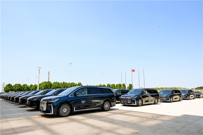 岚图CEO卢放：以绿色智能出行助力达沃斯“绿色办会” 位置：资讯_fororder_1
