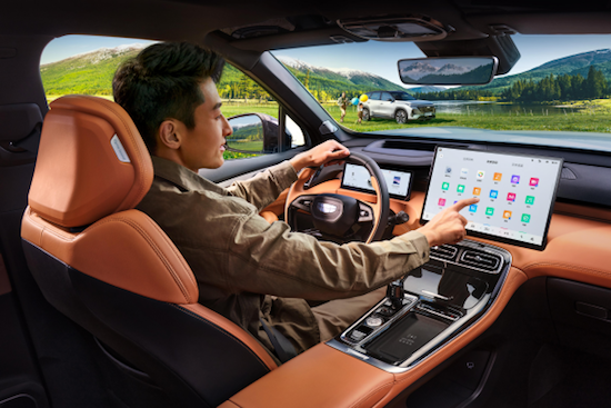 燃油SUV王者归来 “新一代三好SUV”第四代博越L上市限时价9.29-11.99万元 以四大越级实力开启燃油SUV智能平权时代_fororder_【2】“新一代三好SUV”第四代博越L上市限时价9.29-11.99万元 以四大越级实力开启燃油SUV智能平权时代2571