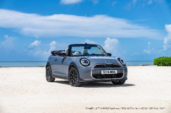 全新MINI Cooper Cabrio携全新MINI JCW Cabrio开怀驾到 位置：资讯_fororder_【6】全新MINI Cooper Cabrio携全新MINI JCW Cabrio开怀驾到211