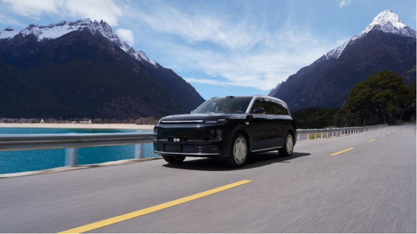 零跑D19携增程500km纯电续航、双高通8797芯片登场