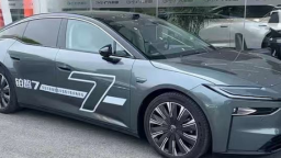 试驾广汽丰田铂智7