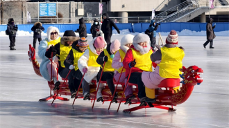 2025—2026年度延吉市冰上龙舟赛举行