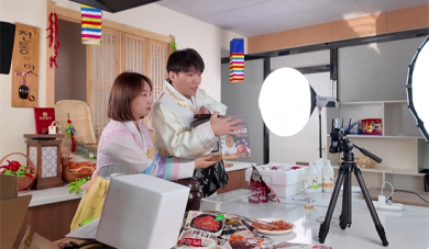 延吉“延延友礼”助农直播助力农特产品“云端”热卖