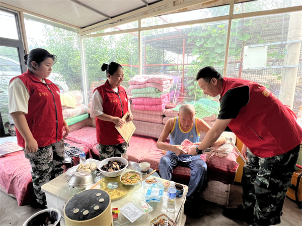 德惠市组织开展“情系老兵送温暖 关怀慰问办实事”活动_fororder_图片2