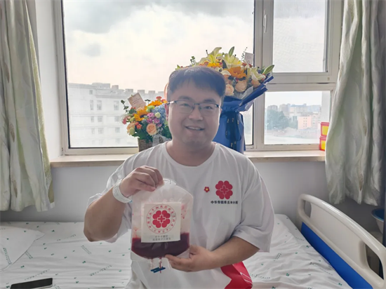 中国一汽员工王小嘉成为吉林省第197例造血干细胞捐献者_fororder_一汽捐献2
