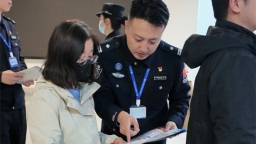 延吉：筑牢国门口岸安全防线 普及国家安全知识