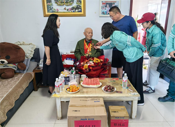 双辽市组织开展关爱老兵送温暖活动_fororder_图片5