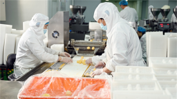 佳节将至 延吉元宵市场供销两旺