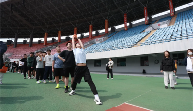 青春燃动“五一” 延吉初三学子冲刺中考体育
