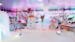 延吉山江冰雪小镇：夏日里的冰雪狂欢地