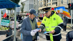 延吉交通执法部门多措并举 贴心服务护航秋收