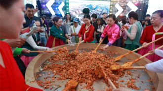 千人拌饭 捶打米糕 延吉端午民俗活动尽显民族韵味