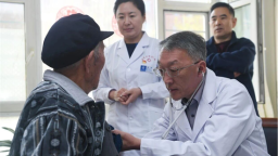“戎耀边疆”义诊边疆行抚松站暖心启幕