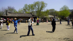 邂逅图们 共赏一江两国边城风光——30户受邀外地家庭沉浸式探秘边城