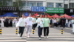 2025高考首日 延吉3513名考生提笔逐梦