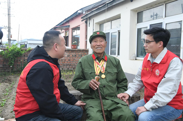 抗战老兵王凤广：炮火硝烟中忘生死 和平年代献余热_fororder_吉林老兵王风光