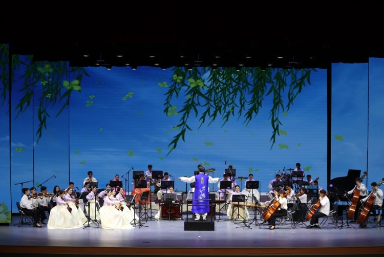 延吉市第九届“非遗之声”音乐会欢乐启幕