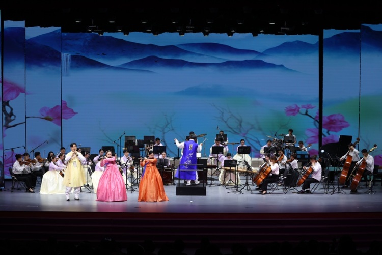 延吉市第九届“非遗之声”音乐会欢乐启幕