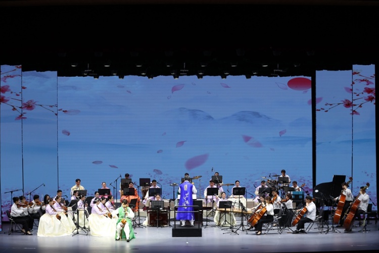 延吉市第九届“非遗之声”音乐会欢乐启幕