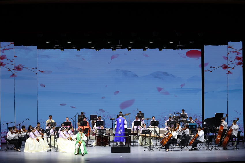 延吉市第九届“非遗之声”音乐会欢乐启幕