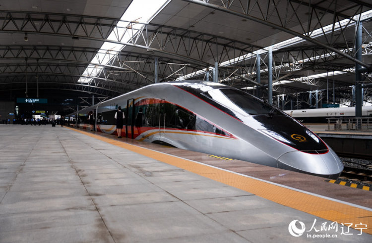 沈白高铁铺就振兴发展康庄大道